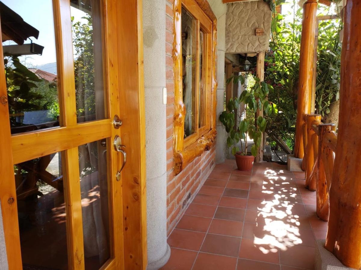 Atallaro Hospedaje Otavalo Exteriör bild